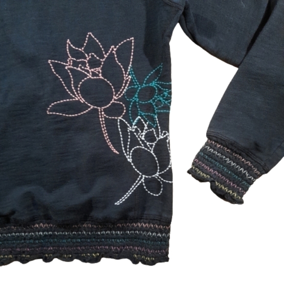 The North Face Tops - THE NORTH FACE Hoodie RARE Embroidered Size Medium black